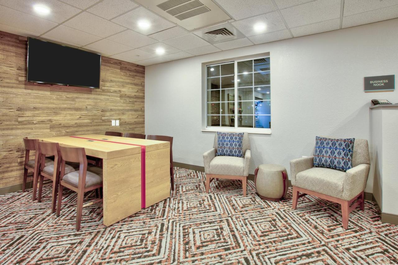 Candlewood Suites Idaho Falls By Ihg Экстерьер фото