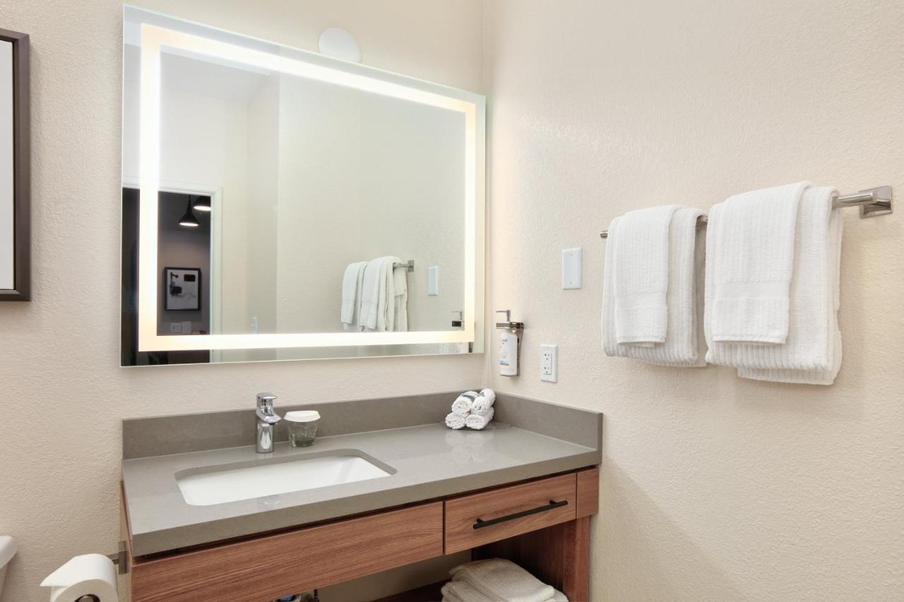Candlewood Suites Idaho Falls By Ihg Экстерьер фото